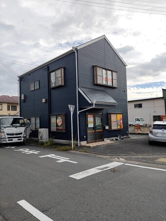 静岡西支店の外壁塗装工事完工しました🏠