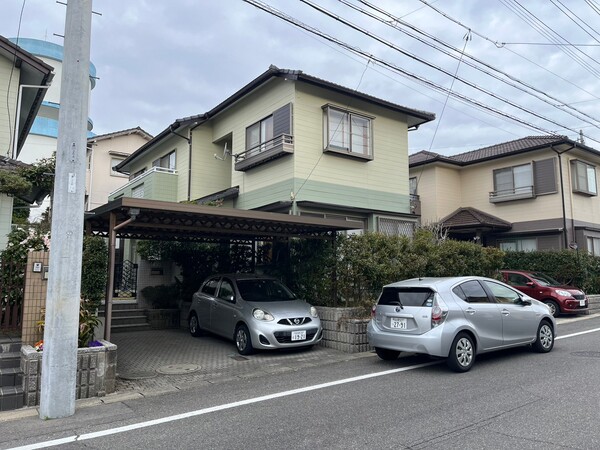 雨樋改修、外壁塗装　屋根漆喰、基礎塗装　春日井市