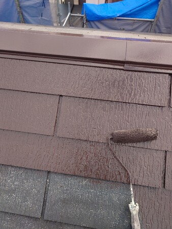 愛知県　小牧市で　今日も外壁塗装と屋根塗装だよ！